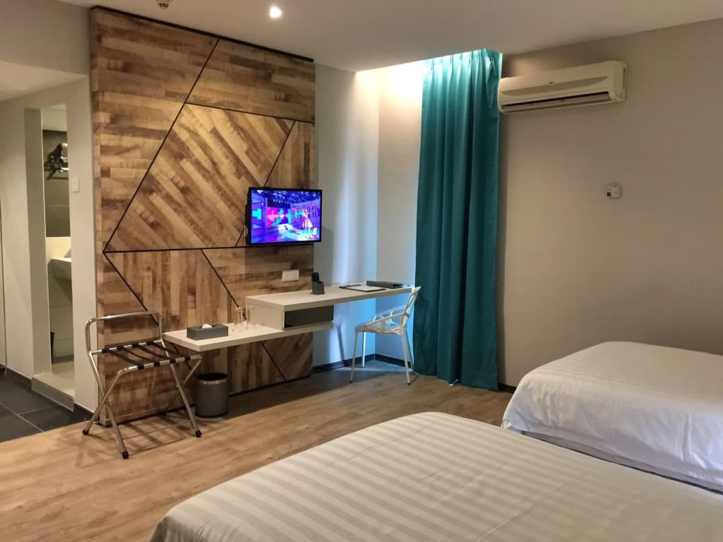 G5 Hotel & Serviced Apartment - photo 2