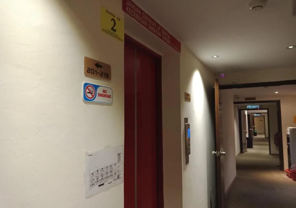 906 Riverside Hotel - photo 13