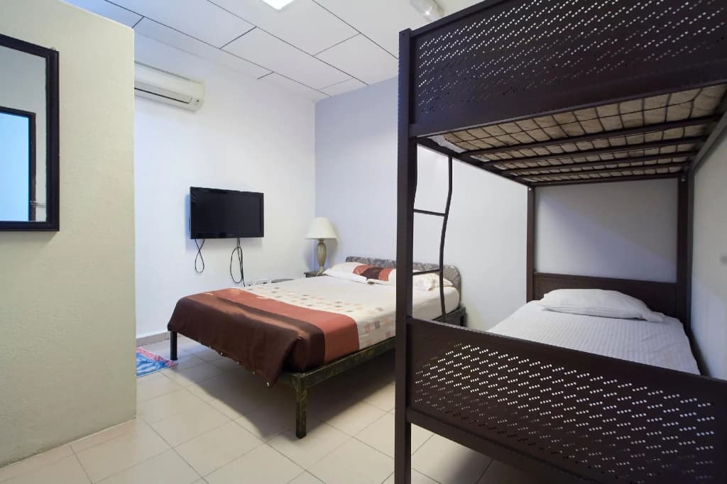 G99 Hotel - photo 4