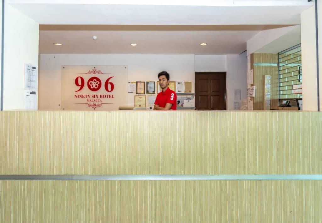 906 Hotel Airport - photo 14