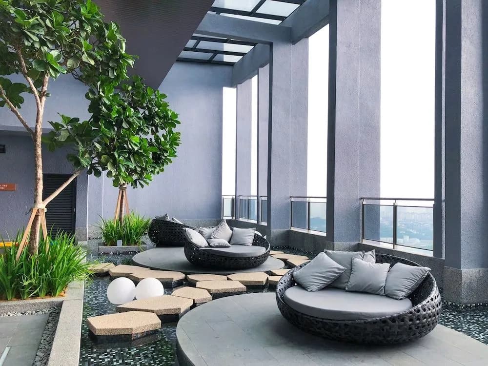 Expressionz Professional Suites by Luxurious Lifestyle Living - photo 16