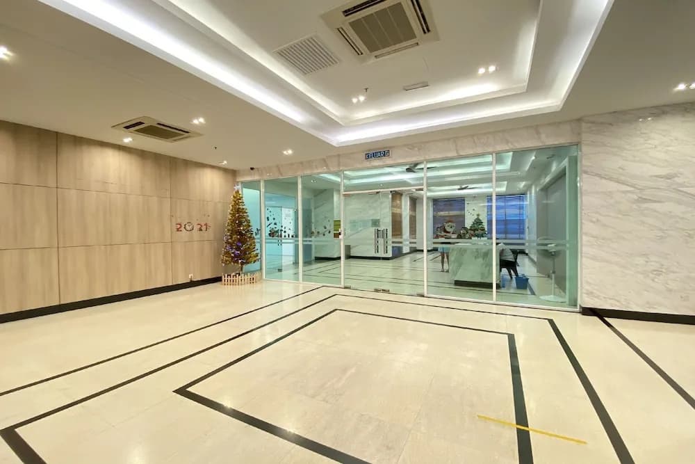 Mansion One Suites by OYO - photo 14