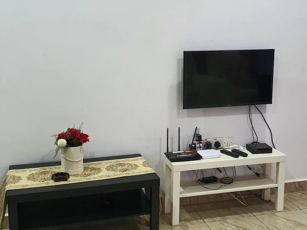 OYO Home 90496 Delima Homestay - photo 14
