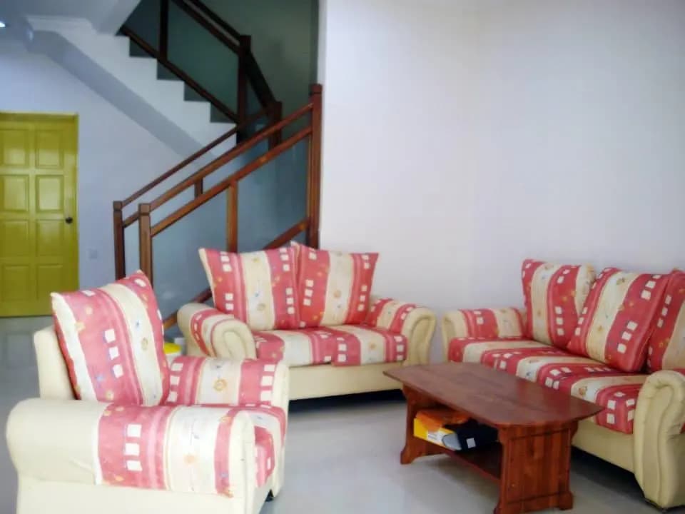 Greenleaf Villa - main photo