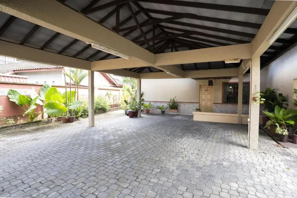 PARTY HAUS 7 bedrooms 8 toilets - main photo