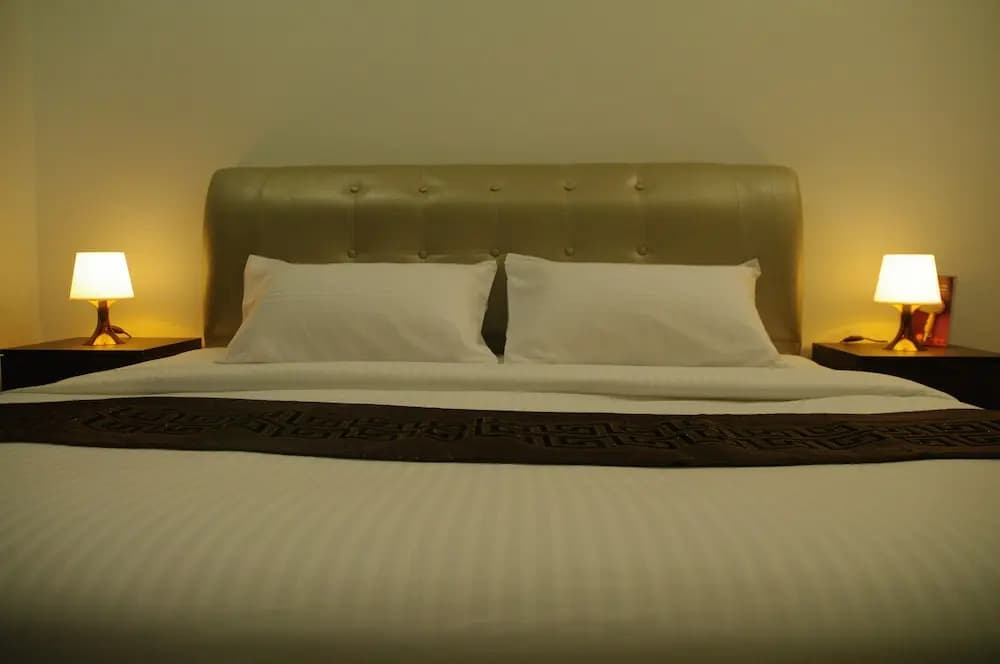 The Afiniti City View Apartment - photo 3
