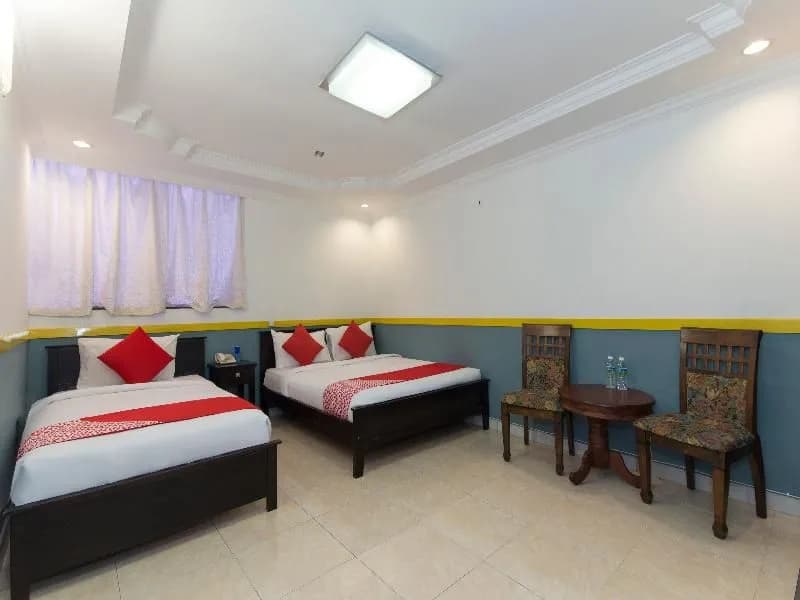 OYO 587 The Dream Hotel - photo 4
