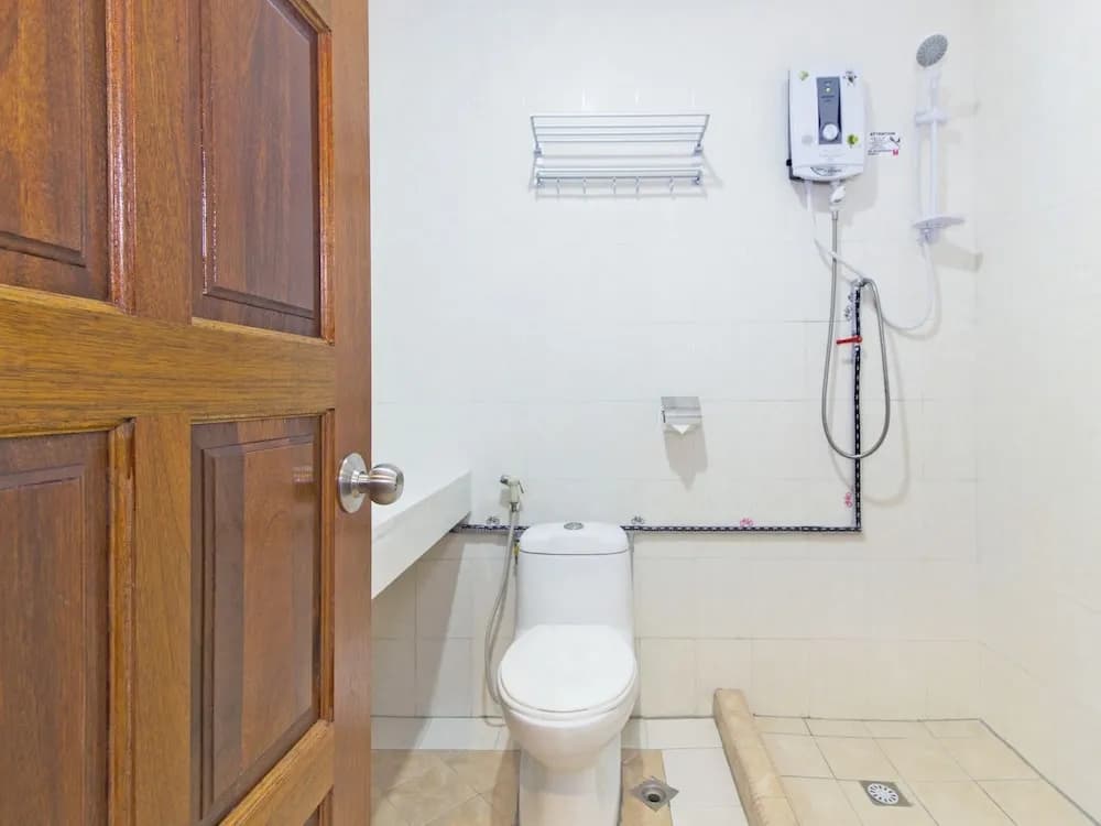 564 Y Hotel - photo 9