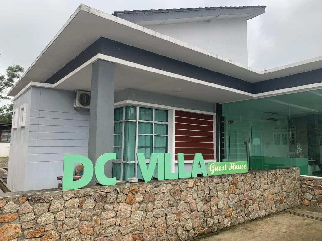 OYO 90005 DC Villa Guest House - main photo