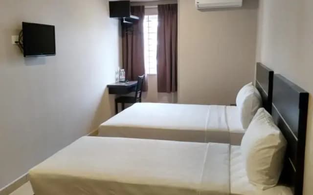 Hello Hotel Sri Subang - photo 5
