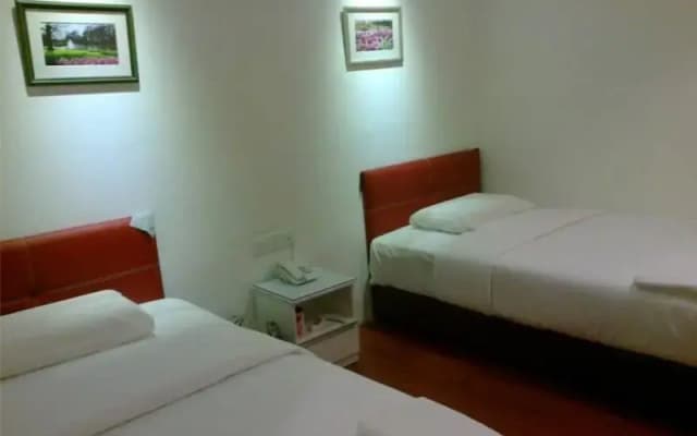 Rose Cottage Hotel Taman Nusa Cemerlang - photo 5