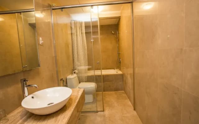 WTE Fairlane Suites - photo 5