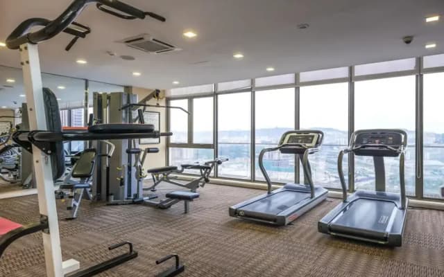 WTE Fairlane Suites - photo 3