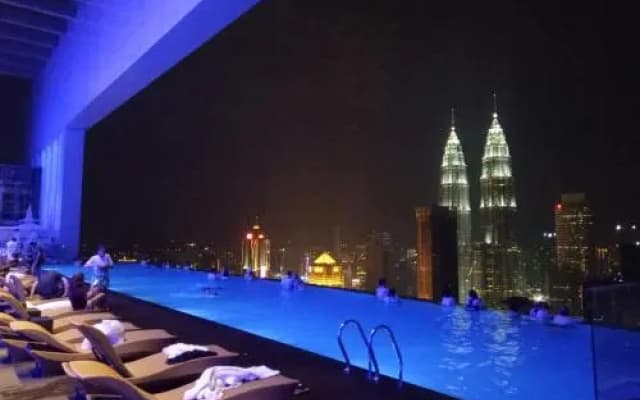 the face suite platinum twin towers - photo 5