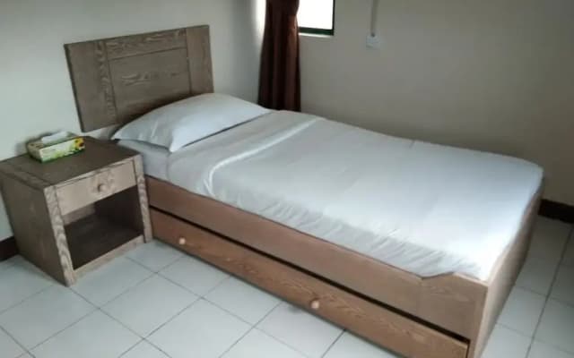 Likas Deluxe 3 Bedroom Apartment - photo 5