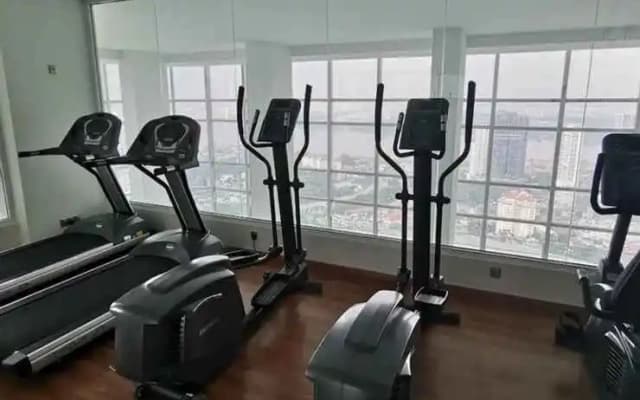 A 2Br Tritower Suite Next To Jb Ciq, Jbcc & Capri - photo 2
