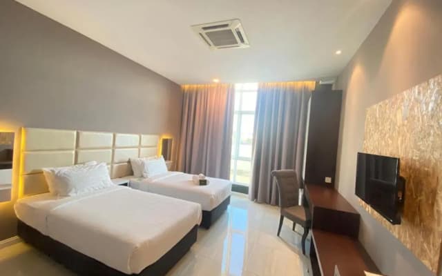 Stirling Suites Hotel & Serviced Apartment - photo 2