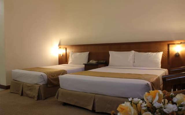Hotel Putra Kuala Lumpur - photo 4
