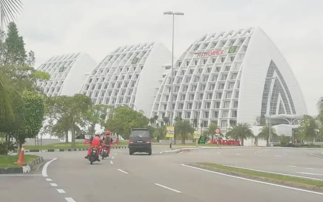 E&A Homestay KLIA/ Sepang/ Nilai - photo 4