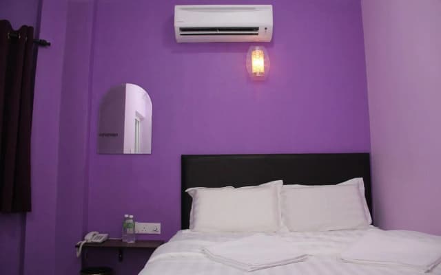 Royale City Hotel - photo 5