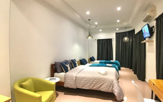 iBook9 Deluxe Family Suite by iBook Homestay - photo 4