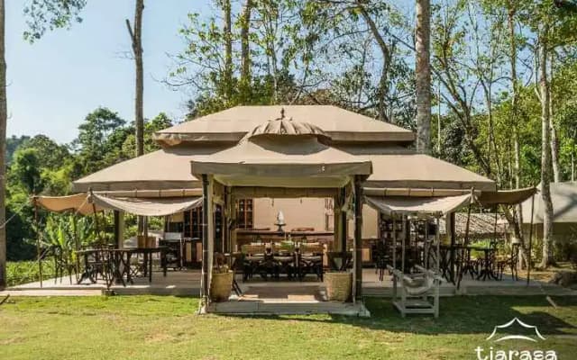 Tiarasa Escapes Glamping Resort - photo 3