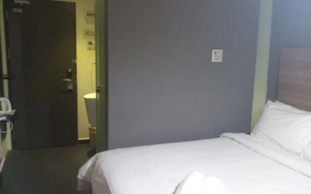 The Leverage Business Hotel Mergong - photo 3