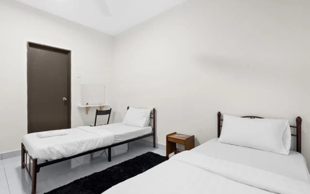 Rumah Den Homestay - photo 2