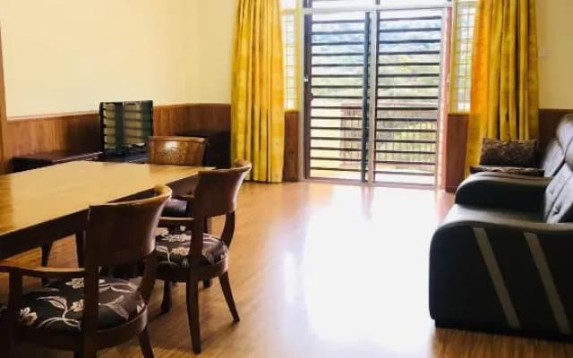 3 Rooms Apt @ Crown Imperial Court - photo 5