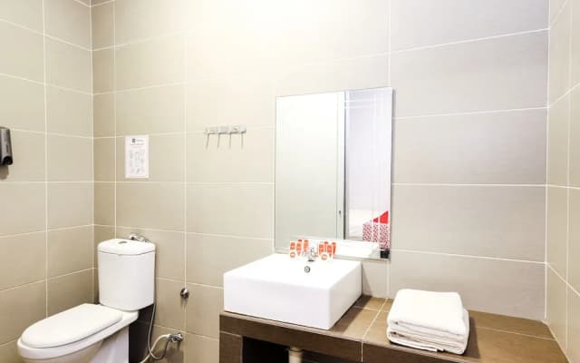 7 Homestay by OYO Rooms - photo 3