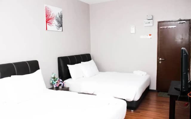Hotel Kamelia - photo 4