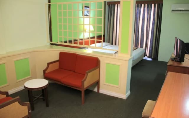 Miri Hotel - photo 3