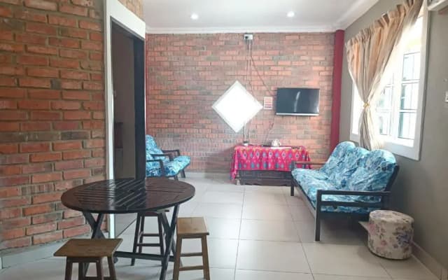 Kundasang Guesthouse - photo 3