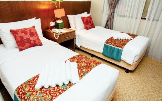 Hotel Darul Makmur - photo 4