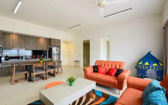 2 Bedrooms Apartment By The Sea - photo 2