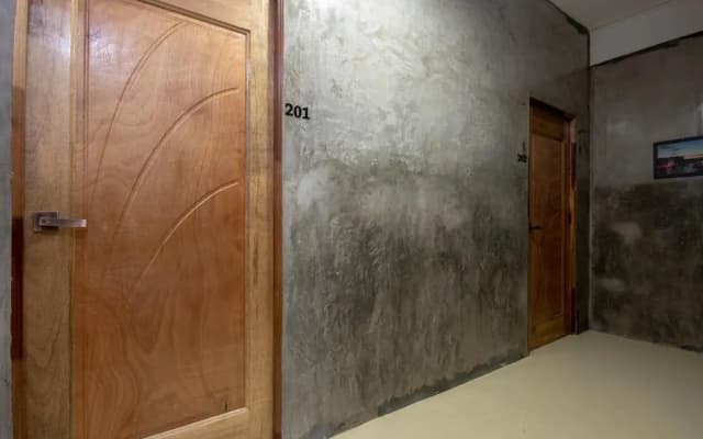 OYO 43993 Madsuite - photo 4