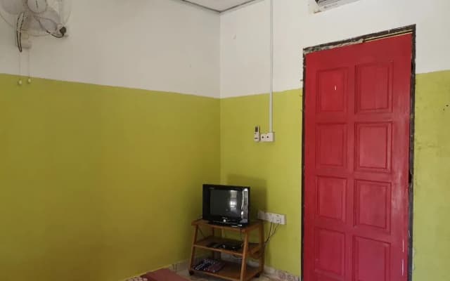 OYO 90302 Dimuara Chalet Tok Bali - photo 3