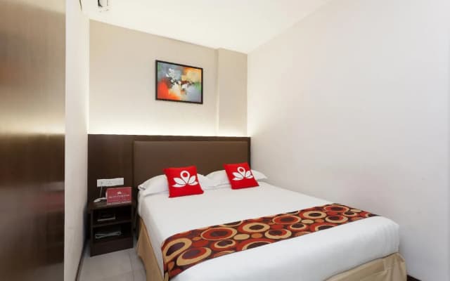 ZEN Rooms Jalan Barat - photo 5