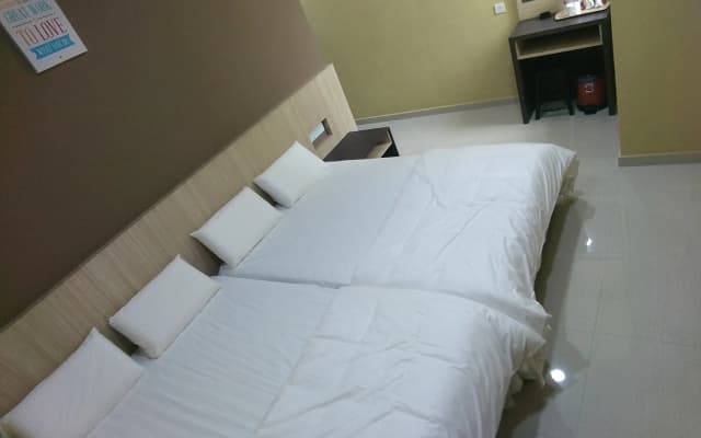 Silibin Times Inn Hotel - photo 4