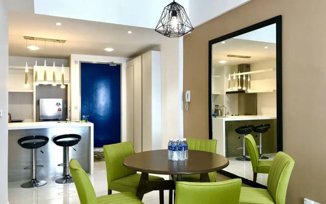 Sunset Seaview Vacation Condos at Infinity Avenue - photo 2