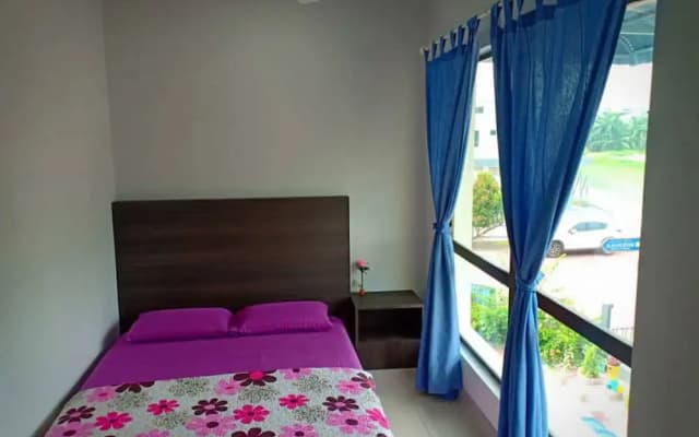 KS Botanic Homestay - photo 2