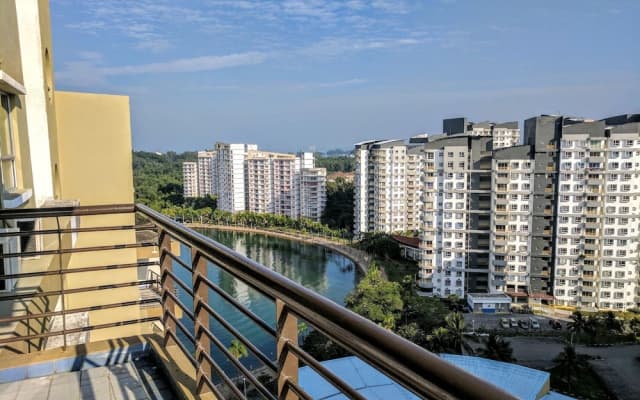 Themed Apartments @ Straits View Villas - photo 4