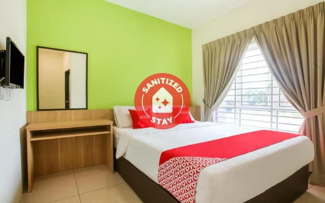 OYO 89677 Sunflower Hotel - photo 2