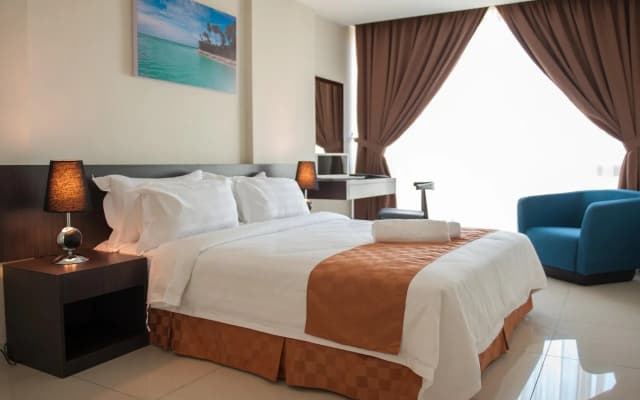 Sky Hotel Kota Kinabalu - photo 3