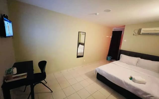 OYO 90338 Prima Saujana Budget Hotel - photo 4