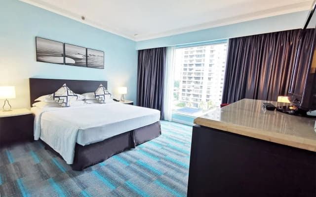 Thistle Johor Bahru Hotel - photo 4