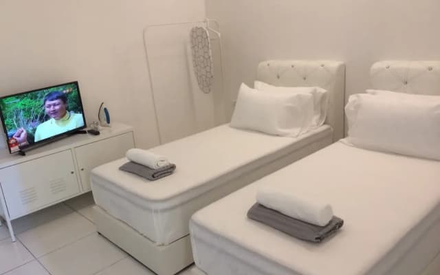 Lawang Suite Corner Roomstay 1 - photo 5