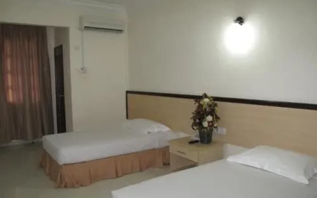 Tanjung Demong Beach Resort - photo 3
