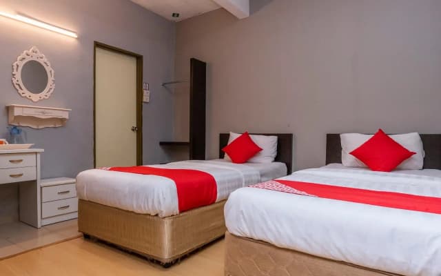 I Stay Hotel by OYO Rooms - photo 5