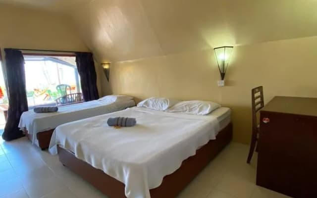 Charlie Langkawi Motel - photo 5